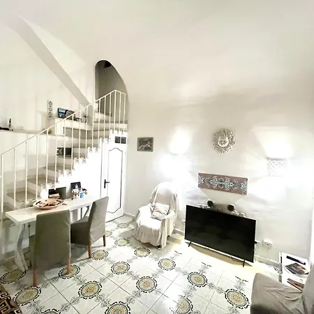 בית נופש Filippescha *